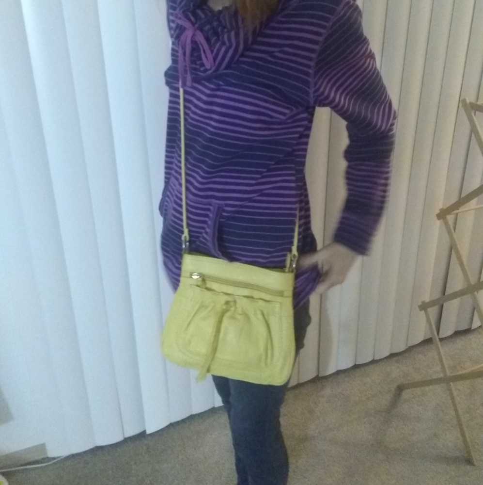Brand New Fossil Yellow Leather Crossbody Bag